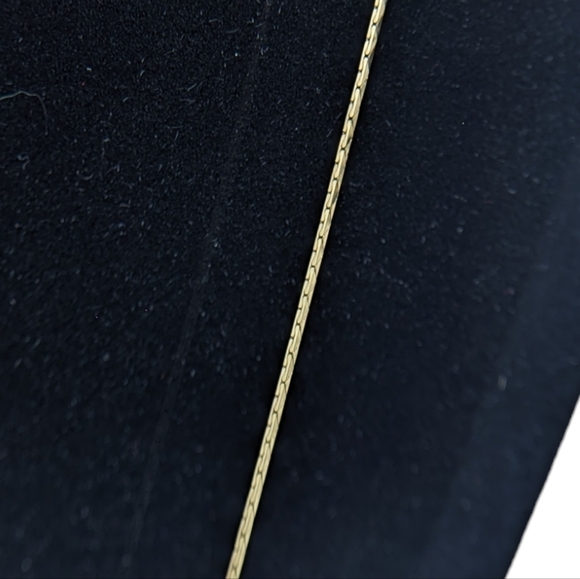 10k Solid Gold Cobra Link Chain Necklace 3.69g - Picture 9 of 16